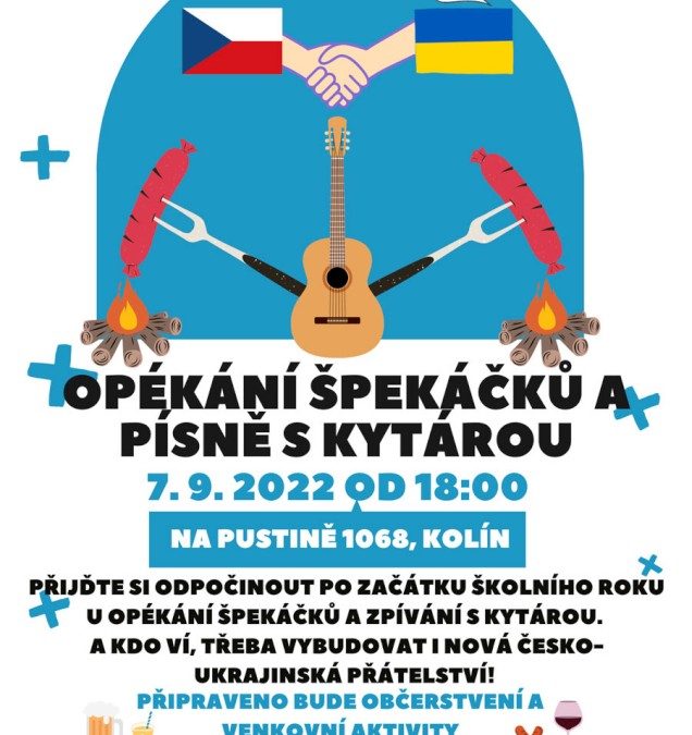 Česko-ukrajinské opékání špekáčků a zpívání s kytárou